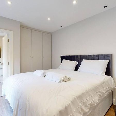 Elegant 2Bed Flat 10Min To Wimbledon Tennis Courts Λονδίνο Εξωτερικό φωτογραφία